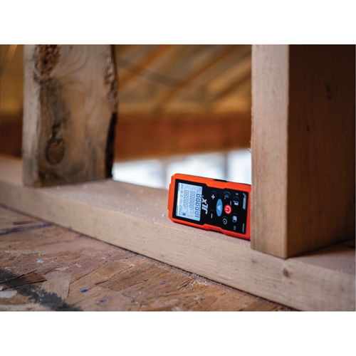 T&eacute;l&eacute;m&egrave;tre laser avec capteur d'angle et Bluetooth&reg;, 2" - 330' (5.08 cm - 100.58 m) Gamme de mesure, Num&eacute;rique (&eacute;lectronique) Nia-Chem Ltd.