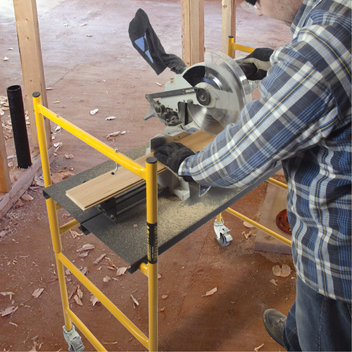 Ensemble de petit &eacute;chafaudage de base de 4' Jobsite Series, Cadre Acier, 41" p x 45-3/4" h Nia-Chem Ltd.