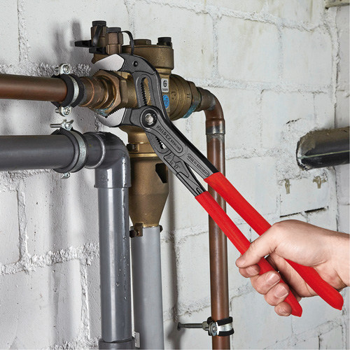 Pinces pour pompe &agrave; eau Cobra&reg; XL, 16" Nia-Chem Ltd.