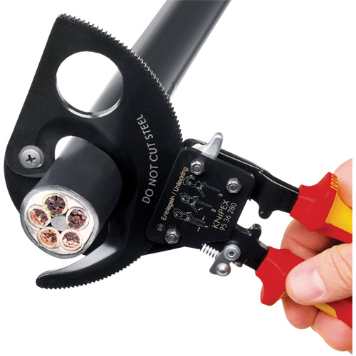Insulated Ratcheting Cable Cutters Nia-Chem Ltd.