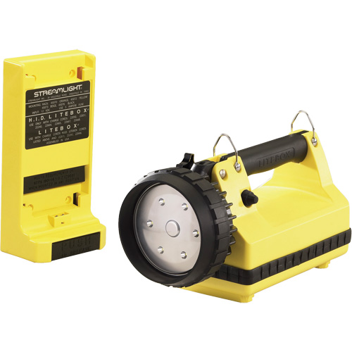 Lanterne avec syst&egrave;me de montage pour v&eacute;hicule E-Flood LiteBox, DEL, 615 lumens, 8 hres de fonctionnement, piles Rechargeable, Compris Nia-Chem Ltd.