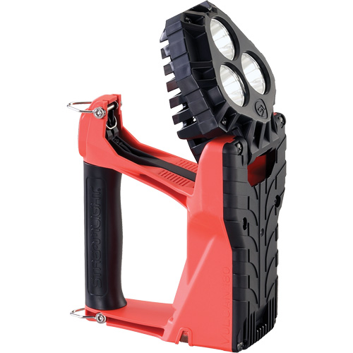 Lanterne multifonctionnelle 180 Vulcan, DEL, 1200 lumens, 5.75 hres de fonctionnement, piles Rechargeable, Compris Nia-Chem Ltd.