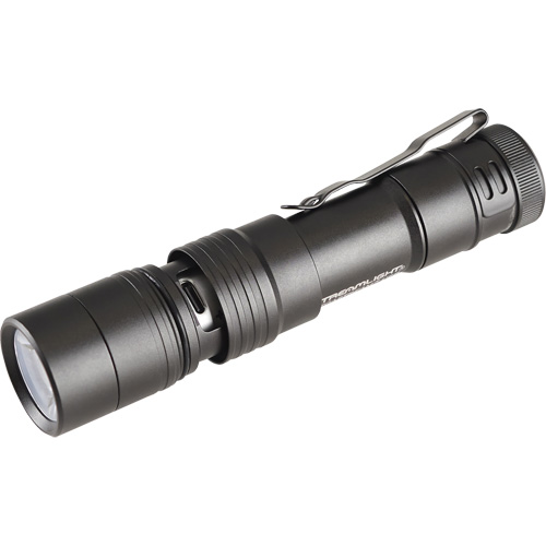 Lampe de poche USB MegaStream, 1800 lumens, Piles Rechargeable Nia-Chem Ltd.