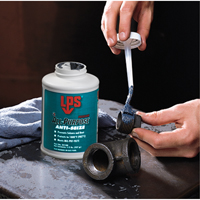 Antigrippant tout usage, 1/2 lb, Bouteille, 1800°F (982°C) Temp max. Nia-Chem Ltd.