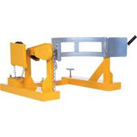 Porte-baril pour chariot &agrave; fourche, Pour 55 gal. US (45,8 gal imp&eacute;rial) Nia-Chem Ltd.