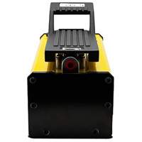 Pro Series 1/2 Gallon Air Hydraulic Pump Nia-Chem Ltd.