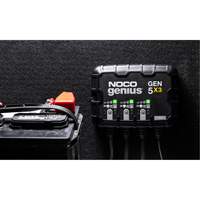 Chargeur de batterie embarqu&eacute; &agrave; 3 sorties de 15 amp&egrave;res Gen5X3 Genius Nia-Chem Ltd.