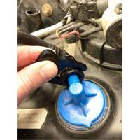 Jeu de d&eacute;connecteurs pour conduite d'essence et Def Nia-Chem Ltd.