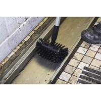 Brosse de r&eacute;servoir, Soies Moyen, Longueur de 8-1/4", Vert Nia-Chem Ltd.
