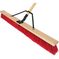 Balai-brosse &agrave; manche renforc&eacute;, 36", Moyen, Soies PVC Nia-Chem Ltd.