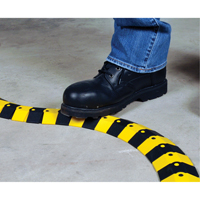 Syst&egrave;me de protection de c&acirc;bles Ultra-Sidewinder - petit , 13,125" x 3" x 0,75", 32000 lb (16 tonnes) Nia-Chem Ltd.