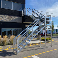 3-5 Step Telescopic Aluminum Smart Stairs Nia-Chem Ltd.
