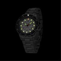 Grande montre automatique de plong&eacute;e &eacute;dition arctique GSAR avec bracelet en acier inoxydable, Num&eacute;rique, &agrave; piles, 41 mm, Argent Nia-Chem Ltd.