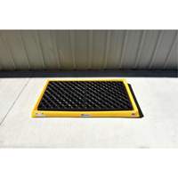Ultra-Containment Tray&reg;, 54" L x 29.8" W x 3.5" H, 14 US gal. Spill Capacity Nia-Chem Ltd.