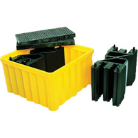 Palette antid&eacute;versement avec drain Ultra-IBC Spill Pallet , Capacit&eacute; de d&eacute;versement 400 gal. US, 58,75" x 58,75" x 33" Nia-Chem Ltd.