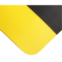 Tapis tr&egrave;s robuste pour panneau de contr&ocirc;le No 720, Ondul&eacute;, 3' x 10' x 5/8", Noir/Jaune, PVC Nia-Chem Ltd.