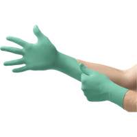 Gants d'examen Micro-Touch Affinity, T-petit, N&eacute;opr&egrave;ne, 6,3-mil, Sans poudre, Vert, Classe 2 Nia-Chem Ltd.