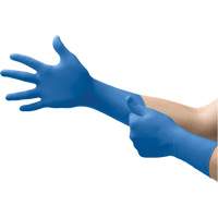 Microflex&reg; SafeGrip SG-375 Medical Exam Gloves, Small, Latex, 11-mil, Powder-Free, Blue, Class 2 Nia-Chem Ltd.