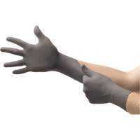 Gants jetables TouchNTuff 93-250, 6/T-petit, Nitrile, 5,1 mils/7,9-mil, Sans poudre, Gris Nia-Chem Ltd.