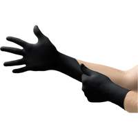 Onyx&reg; Gloves, Small, Nitrile, 3.5-mil, Powder-Free, Black Nia-Chem Ltd.