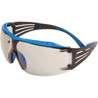 Lunettes de s&eacute;curit&eacute; SecureFit s&eacute;rie 400, Lentille Int&eacute;rieur/ext&eacute;rieur, Antibu&eacute;e/Anti-&eacute;gratignures, ANSI Z87+/R&eacute;pond ou surpasse la norme CSA Z94.3 Nia-Chem Ltd.