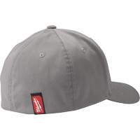 Casquette ajust&eacute;e Flexfit - petit/moyen, Gris, Poly-coton Nia-Chem Ltd.