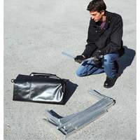 Conteneur de confinement flexible sans drain Ultra-275 Containment Sump, 102" lo x 48" la, 400 gal. US Capacit&eacute; Nia-Chem Ltd.