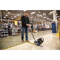 Ruban de marquage pour plancher ToughStripe Max, 2" x 100', Polyester, Noir et jaune Nia-Chem Ltd.