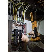 Lampe de travail portative, DEL, 500 lumens, 3 hres de fonctionnement, piles Rechargeable, Non compris Nia-Chem Ltd.