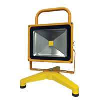 Projecteurs portatifs et rechargeables, DEL, 30 W, 3000 lumens, Boîtier en Aluminium Nia-Chem Ltd.